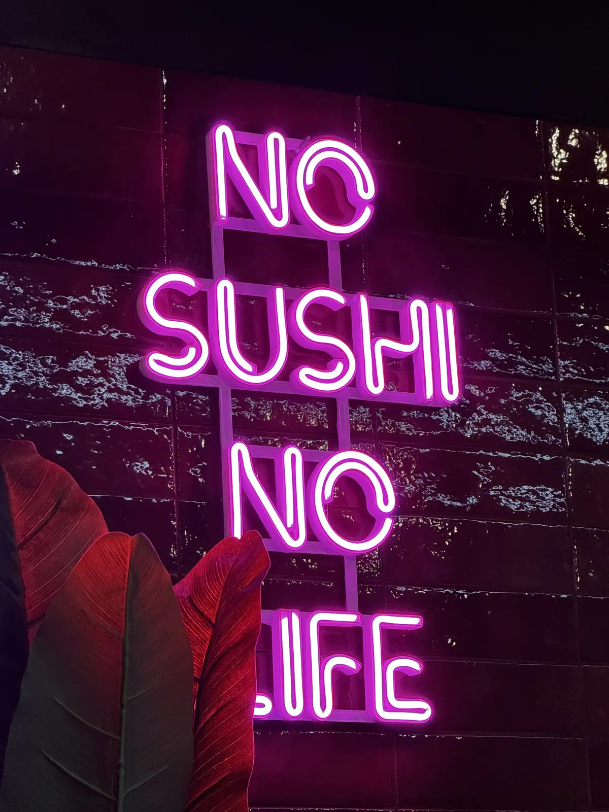 Neón No Sushi No Life — realizácia Neonworld
